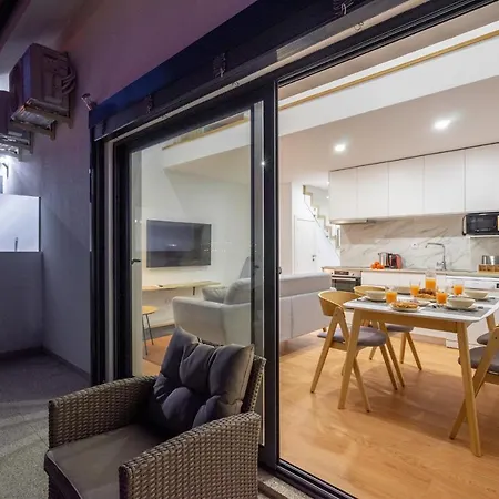 Апартаменты Whome Riverside View Premium W/ Ac & Terrace