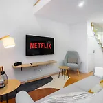 Appartement Whome Riverside View Premium W/ Ac & Terrace