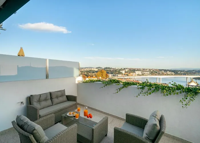 Whome Riverside View Premium W/ Ac & Terrace *