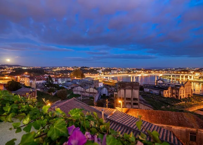 Whome Riverside View Premium W/ Ac & Terrace Oporto