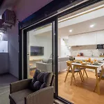 شقة Whome Riverside View Premium W/ Ac & Terrace