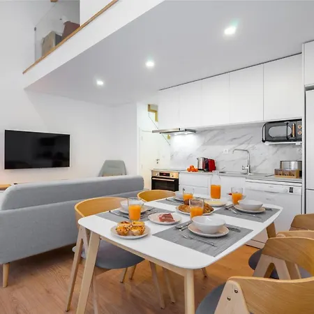 Whome Riverside View Premium W/ Ac & Terrace