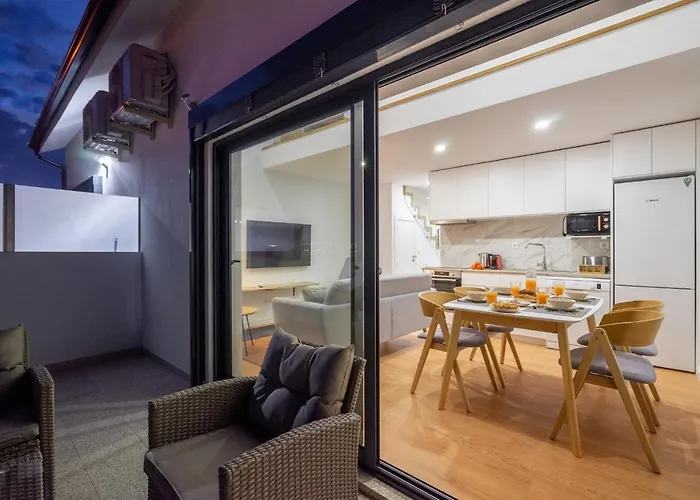 Appartement Whome Riverside View Premium W/ Ac & Terrace