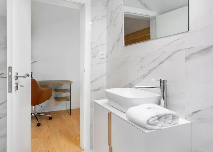 Whome Riverside View Premium W/ Ac&terrace Porto